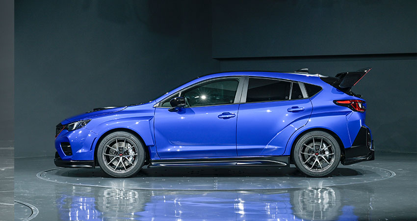 Subaru Performance-E STI a Performance-B STI